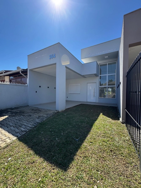 Casa ampla próxima a Novo Hamburgo: 2ª foto da galeria de imagens do imóvel