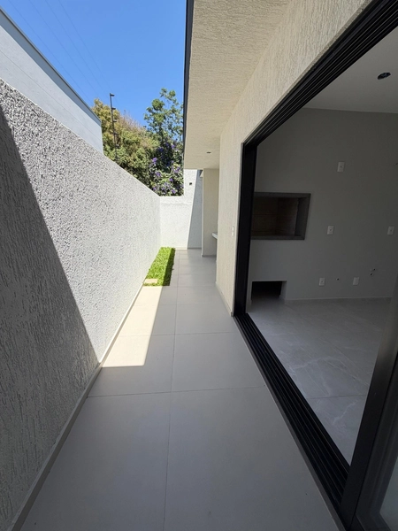 Casa plana de esquina alto padrão: 8ª foto da galeria de imagens do imóvel