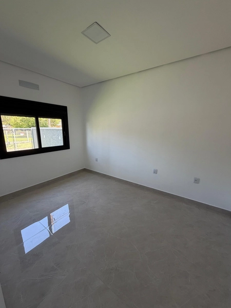 Casa plana no bairro celeste: 8ª foto da galeria de imagens do imóvel