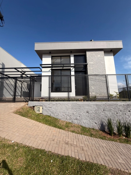 Casa com 3 dormitórios em campo bom