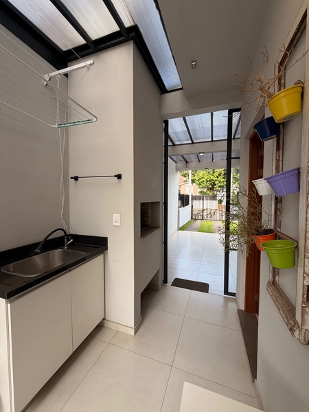 Casa semi mobiliada com pátio nos fundos: 8ª foto da galeria de imagens do imóvel