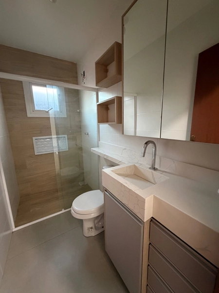 Casa em terreno único com 3 dormitórios e piscina: 8ª foto da galeria de imagens do imóvel