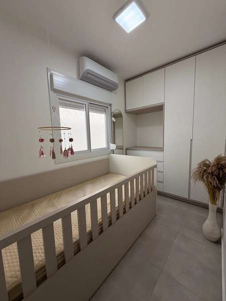 Casa com 3 dormitórios e piscina: 11ª foto da galeria de imagens do imóvel