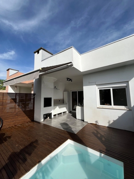 casa semi mobiliada com piscina: 14ª foto da galeria de imagens do imóvel