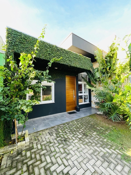 casa semi mobiliada com piscina