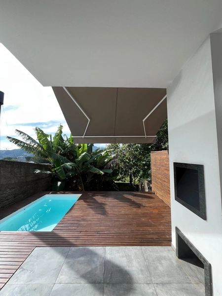 casa semi mobiliada com piscina: 16ª foto da galeria de imagens do imóvel