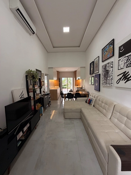 casa semi mobiliada com piscina: 3ª foto da galeria de imagens do imóvel