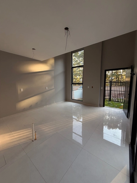 casa plana em regiao central com 2 dormitorios: 4ª foto da galeria de imagens do imóvel