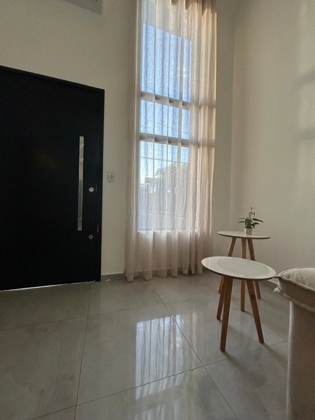 Casa com 3 dormitórios e semi mobiliada: 4ª foto da galeria de imagens do imóvel