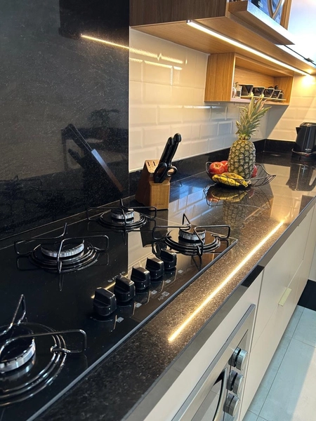 Casa com 3 dormitórios e semi mobiliada: 6ª foto da galeria de imagens do imóvel