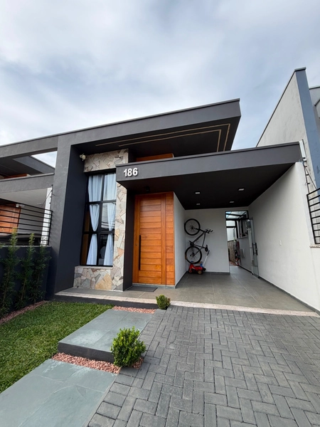 Casa semi mobiliada com piscina: 15ª foto da galeria de imagens do imóvel