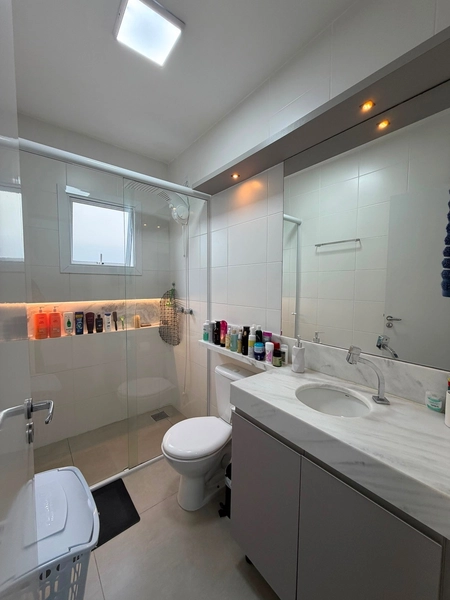 Casa semi mobiliada com piscina: 12ª foto da galeria de imagens do imóvel
