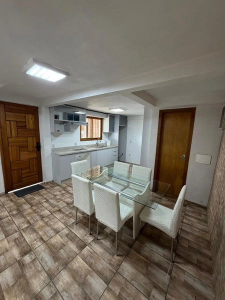 Casa semi mobiliada em lomba  grande com piscina: 8ª foto da galeria de imagens do imóvel