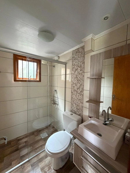 Casa semi mobiliada em lomba  grande com piscina: 15ª foto da galeria de imagens do imóvel