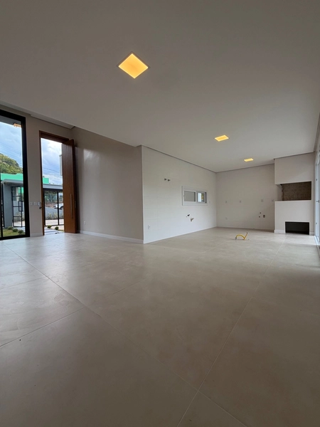 Casa plana de alto padrão, entregue mobiliada: 3ª foto da galeria de imagens do imóvel