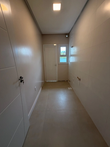 Casa plana de alto padrão, entregue mobiliada: 13ª foto da galeria de imagens do imóvel