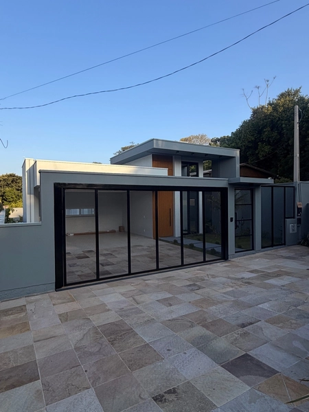 Casa plana de alto padrão, entregue mobiliada: 14ª foto da galeria de imagens do imóvel