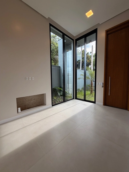 Casa plana de alto padrão, entregue mobiliada: 5ª foto da galeria de imagens do imóvel