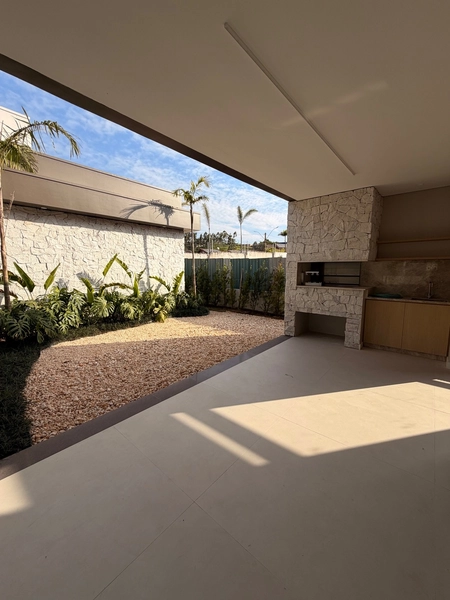 Casa nova, semi mobiliada no condomínio monte Carlo: 4ª foto da galeria de imagens do imóvel