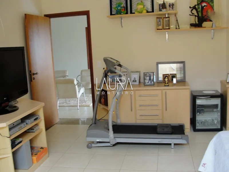 Casa Clube excepcional de Esquina na Avenida Tarumã: 12ª foto da galeria de imagens do imóvel