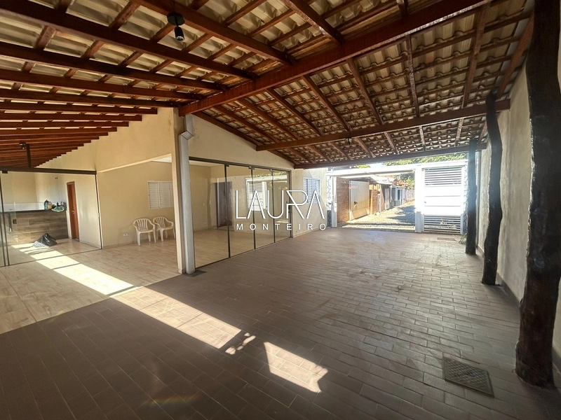Casa com 3 dormitórios na Vila Donária, atrás do Hotel Wetiga: 6ª foto da galeria de imagens do imóvel