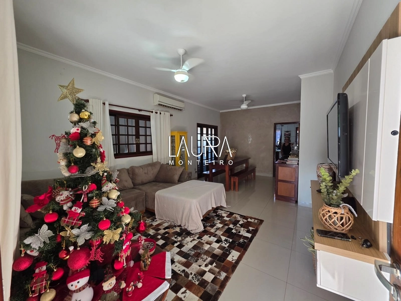 Casa Excelente de Lage Próximo ao Hospital Darci Bigaton e do Centro: 4ª foto da galeria de imagens do imóvel