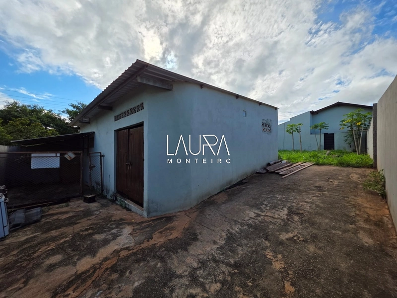 Terreno de Esquina no Jardim Formoso com Depósito: 3ª foto da galeria de imagens do imóvel