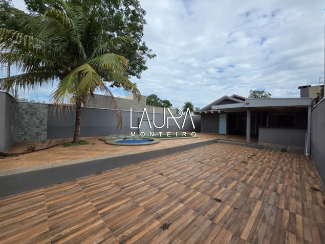 Casa com 4 dormitórios com piscina e área gourmet: 3ª foto da galeria de imagens do imóvel