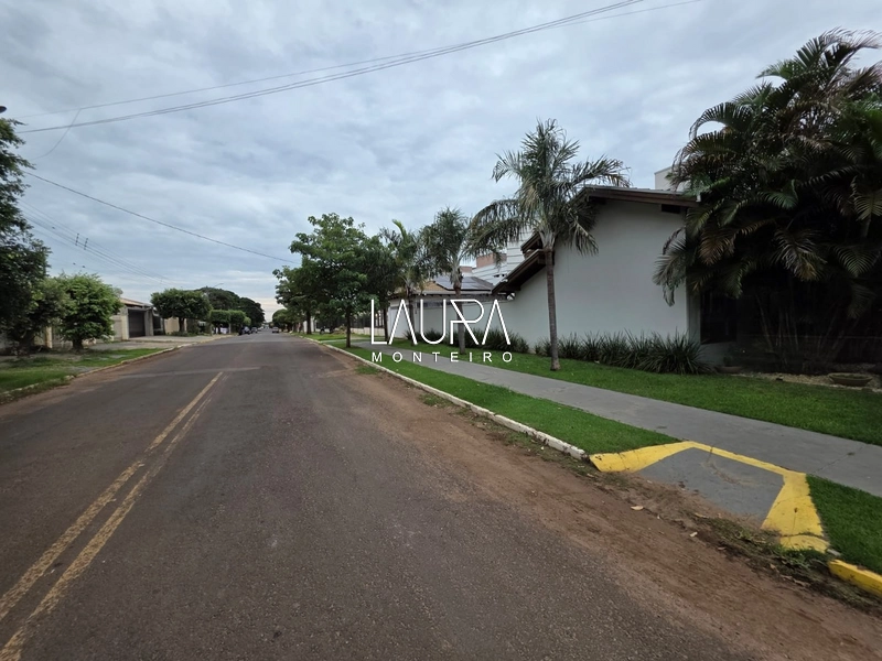 Casa térrea, com 3 suítes + piscina a duas quadras do Fórum de Bonito: 3ª foto da galeria de imagens do imóvel