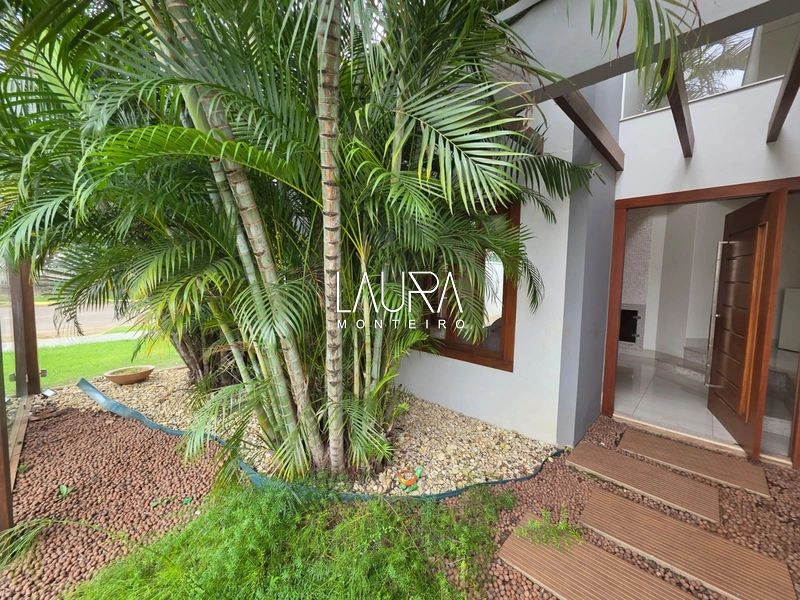 Casa térrea, com 3 suítes + piscina a duas quadras do Fórum de Bonito: 4ª foto da galeria de imagens do imóvel