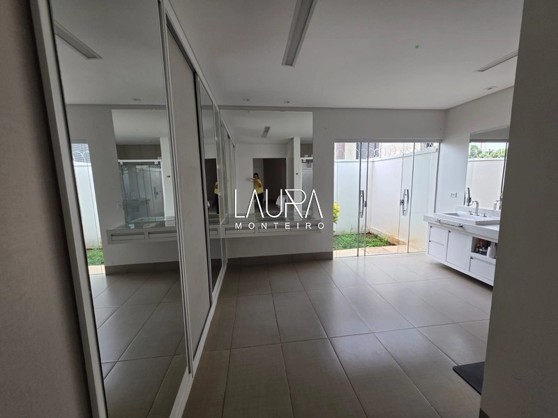 Casa térrea, com 3 suítes + piscina a duas quadras do Fórum de Bonito: 16ª foto da galeria de imagens do imóvel