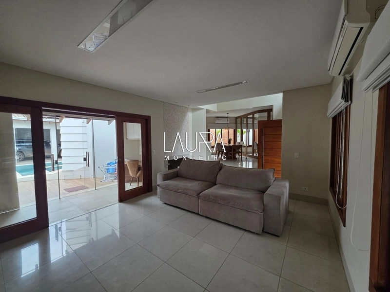 Casa térrea, com 3 suítes + piscina a duas quadras do Fórum de Bonito: 9ª foto da galeria de imagens do imóvel