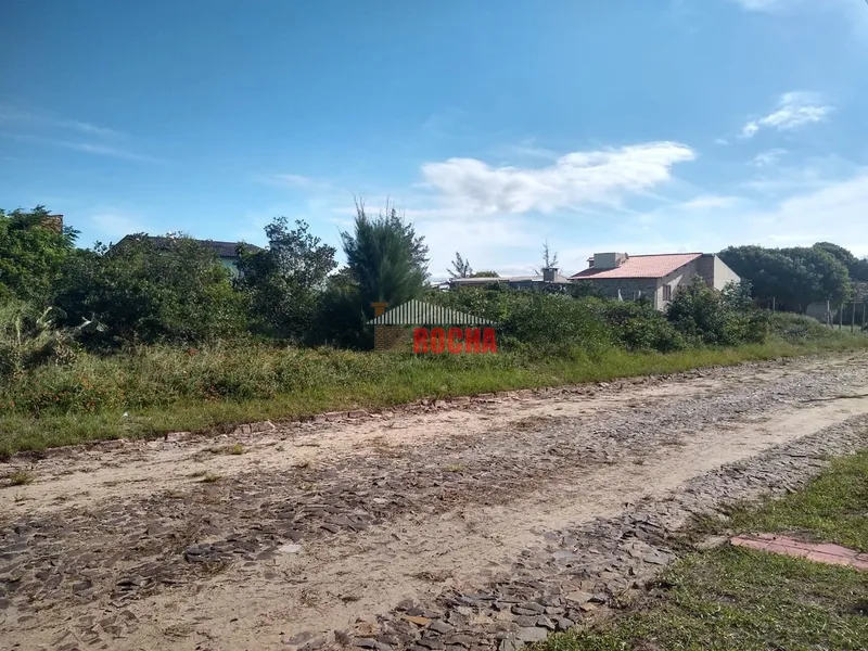 Quatro Terrenos  a duas quadras do mar em Arroio Teixeira!: 3ª foto da galeria de imagens do imóvel