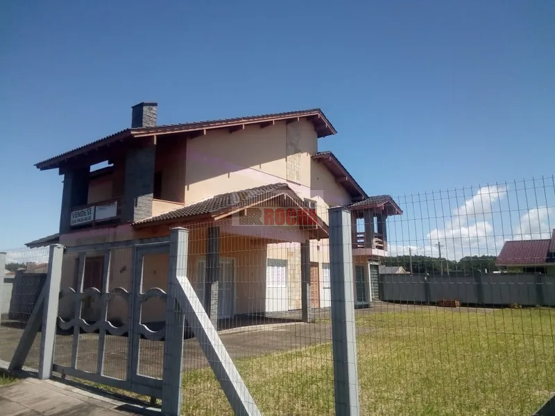SOBRADO COM 3 TERRENOS EM PRAIA VILLAGE!: 1ª foto da galeria de imagens do imóvel