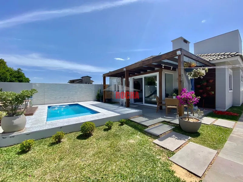 CASA ALTO PADRÃO  A TRÊS QUADRAS DO MAR EM PRAIA DE ARROIO TEIXEIRA!: 3ª foto da galeria de imagens do imóvel