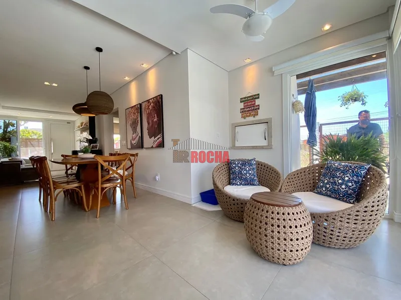 CASA ALTO PADRÃO  A TRÊS QUADRAS DO MAR EM PRAIA DE ARROIO TEIXEIRA!: 29ª foto da galeria de imagens do imóvel
