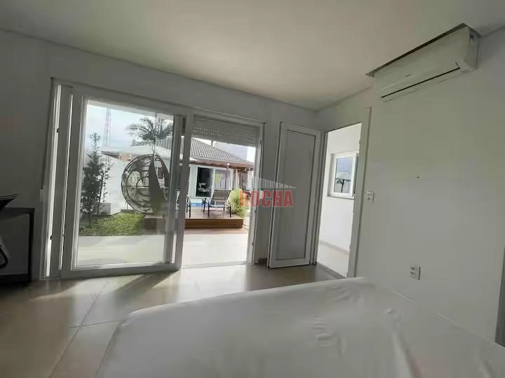 CASA ALTO PADRÃO  A 3 QUADRAS DO MAR EM PRAIA DE ARROIO TEIXEIRA!: 15ª foto da galeria de imagens do imóvel