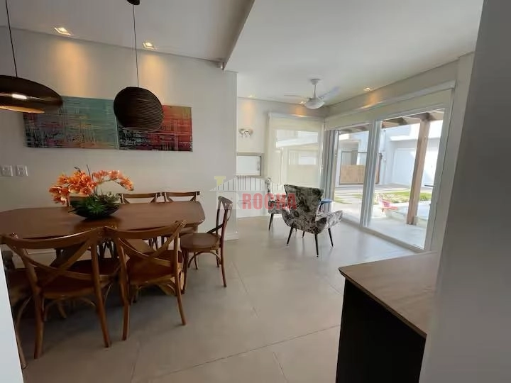 CASA ALTO PADRÃO  A 3 QUADRAS DO MAR EM PRAIA DE ARROIO TEIXEIRA!: 13ª foto da galeria de imagens do imóvel