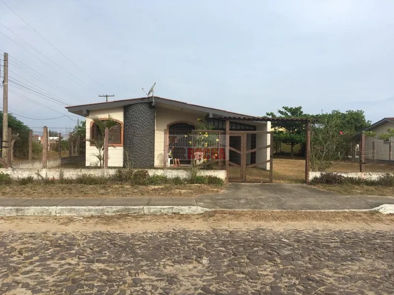 CASA EM PRAIA DE ARROIO TEIXEIRA!: 2ª foto da galeria de imagens do imóvel