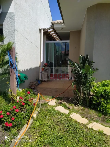 CASA A POUCOS METROS DO MAR EM PRAIA ARROIO TEIXEIRA!: 4ª foto da galeria de imagens do imóvel