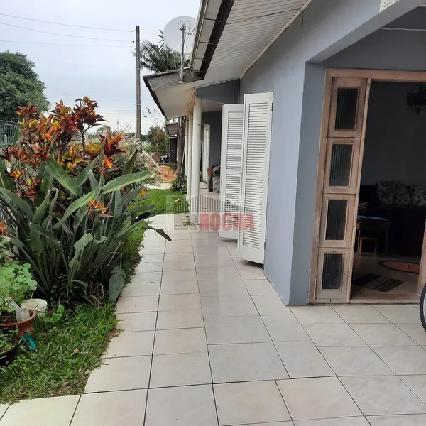 Linda casa na Praia Arroio Teixeira!: 3ª foto da galeria de imagens do imóvel