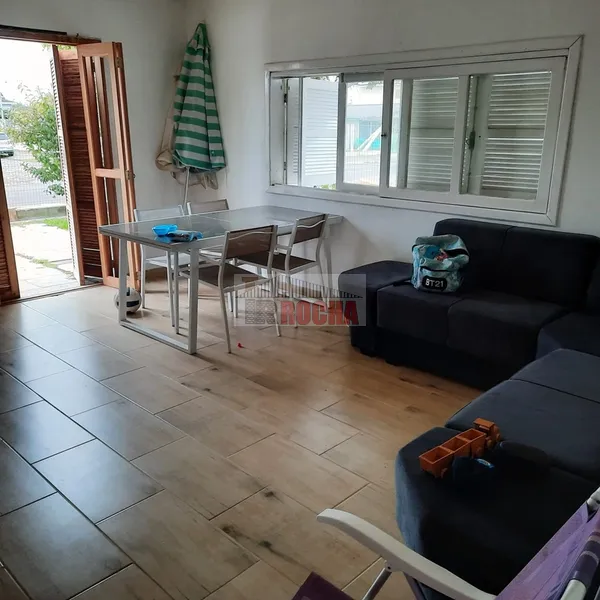 Linda casa na Praia Arroio Teixeira!: 8ª foto da galeria de imagens do imóvel