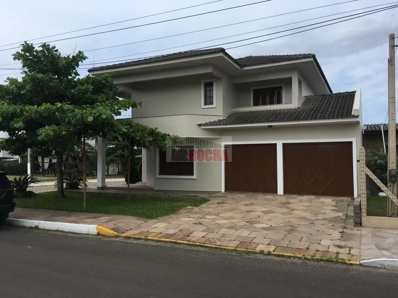 Casa alvenaria a venda em Curumim: 2ª foto da galeria de imagens do imóvel