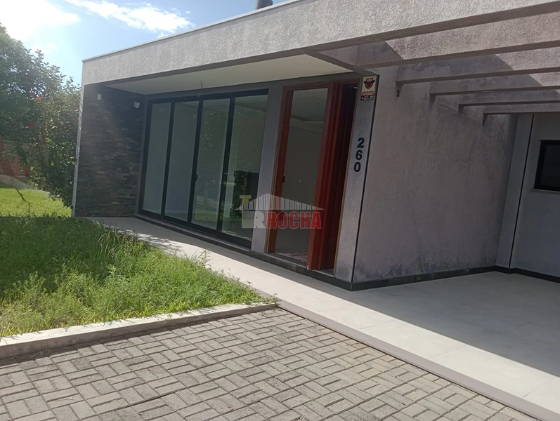 CASA DE ALTO PADRÃO EM PRAIA DE ARROIO TEIXEIRA!: 5ª foto da galeria de imagens do imóvel