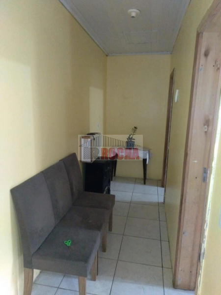 CASA COM GRANDE LOJA EM FRENTE!: 17ª foto da galeria de imagens do imóvel