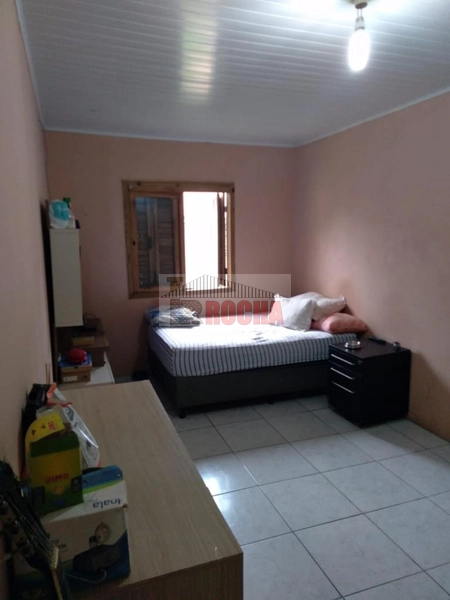CASA COM GRANDE LOJA EM FRENTE!: 19ª foto da galeria de imagens do imóvel