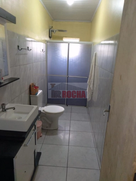 CASA COM GRANDE LOJA EM FRENTE!: 21ª foto da galeria de imagens do imóvel