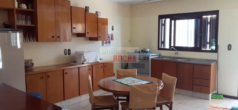 CASA COM TERRENO DE ESQUINA EM PRAIA ARROIO TEIXEIRA!: 11ª foto da galeria de imagens do imóvel