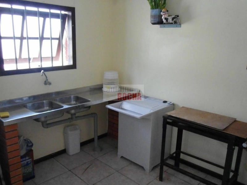 CASA COM TERRENO DE ESQUINA EM PRAIA ARROIO TEIXEIRA!: 20ª foto da galeria de imagens do imóvel
