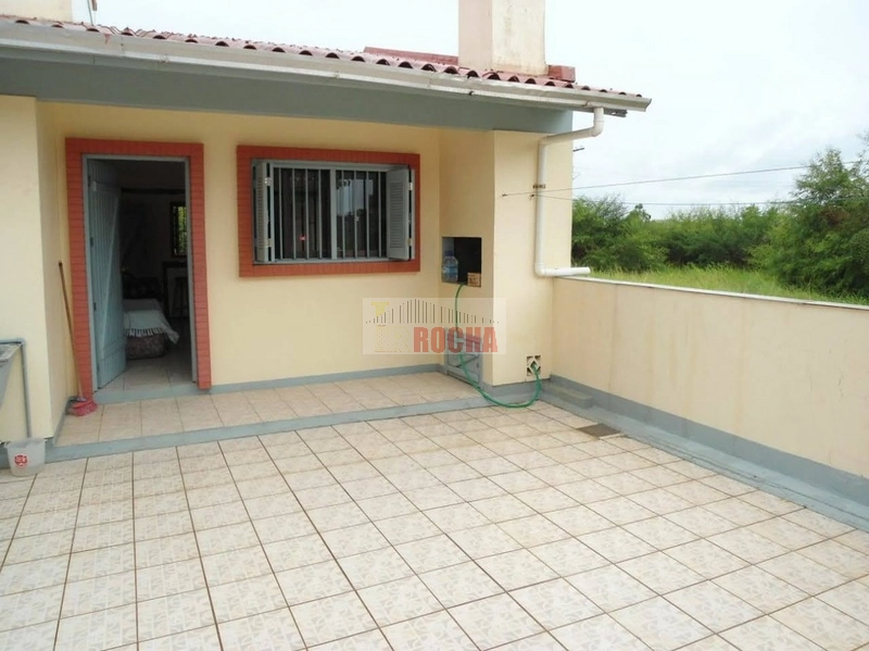 CASA COM TERRENO DE ESQUINA EM PRAIA ARROIO TEIXEIRA!: 17ª foto da galeria de imagens do imóvel